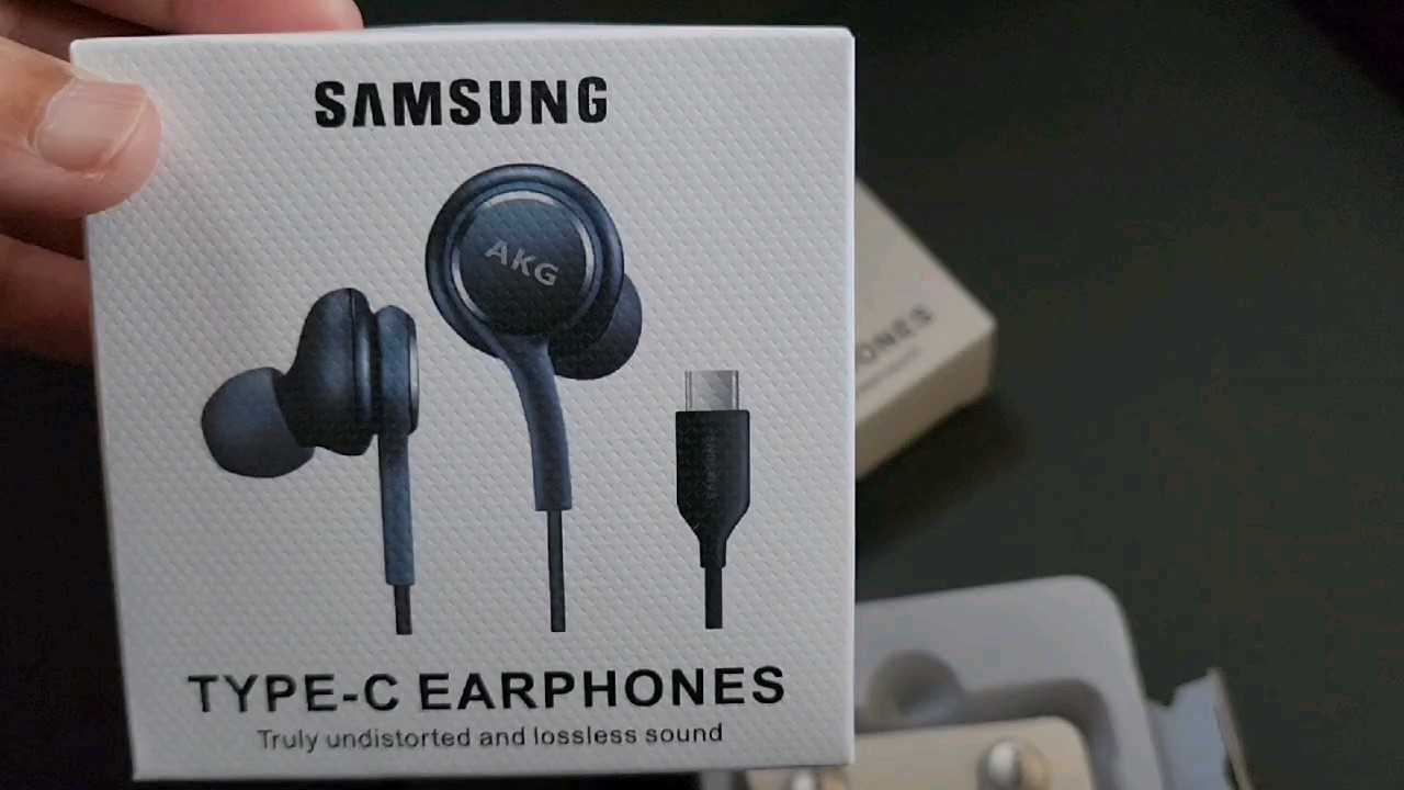 reviewสำหรับ หูฟังsamsung typec note10 รองรับโทรศัพท์มือถืออินเทอร์เฟซ typec ทั้งหมด เสียงดี พูดคุย ปรับระดับเสียงAAA comment 0