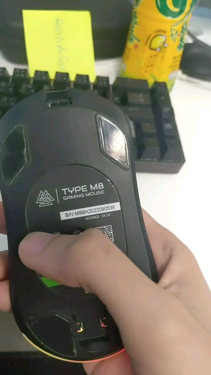reviewร้านแนะนำเมาส์ไร้สาย EGA Type M8 Wireless Optical Mouse RGB เมาส์เกมมิ่งไร้สาย เมาส์เกมมิ่ง ประกันศูนย์ 2 ปี comment 0