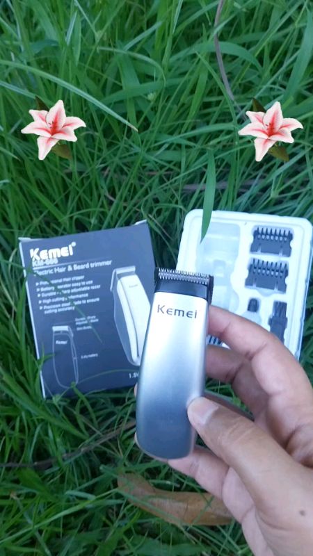 #ปัตตาเลี่ยนขนาดจิ๋ว  #kamei   #ตัดผม  #โกนหนวด  #โกนเครา  เล็มขนในที่ลับ  (ไม่รวมถ่าน AA)