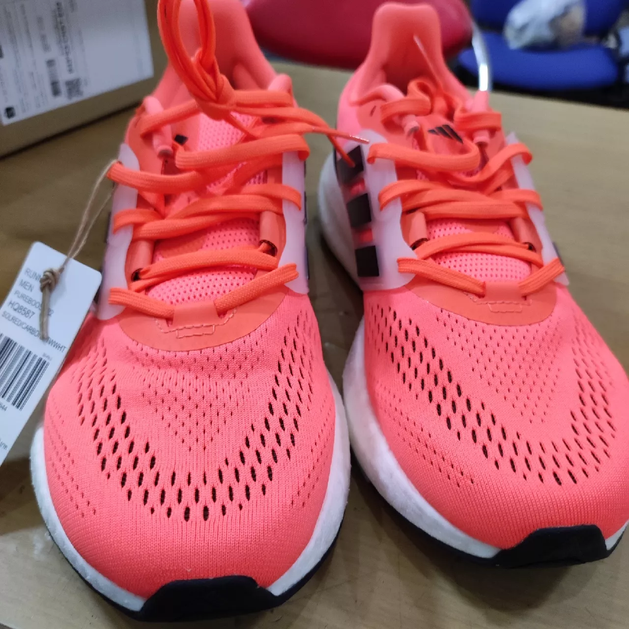 รีวิว Adidas Pure Boost 22 ความคิดเห็นผู้ใช้ส่วนใหญ่ และ Pantip