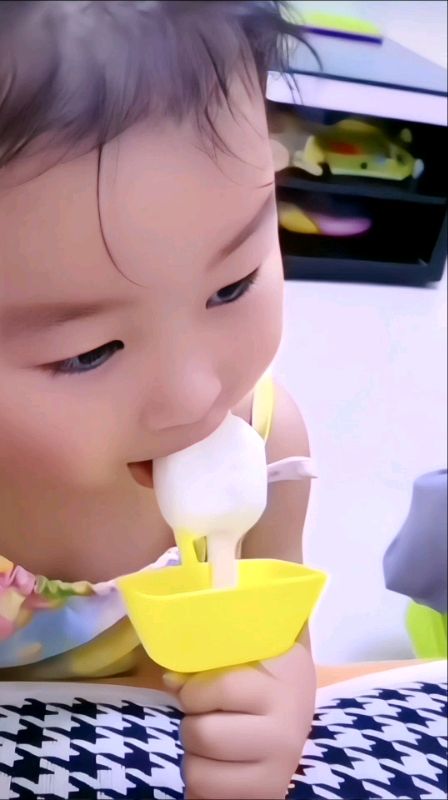 แท่นกันไอติมหยดเลอะมือ ไอเท็มที่ต้องมี สำหรับสายไอติม No Drop Icecream #กันไอติมหก #ไอติม #ไอศกรีม #houseyshop #housey